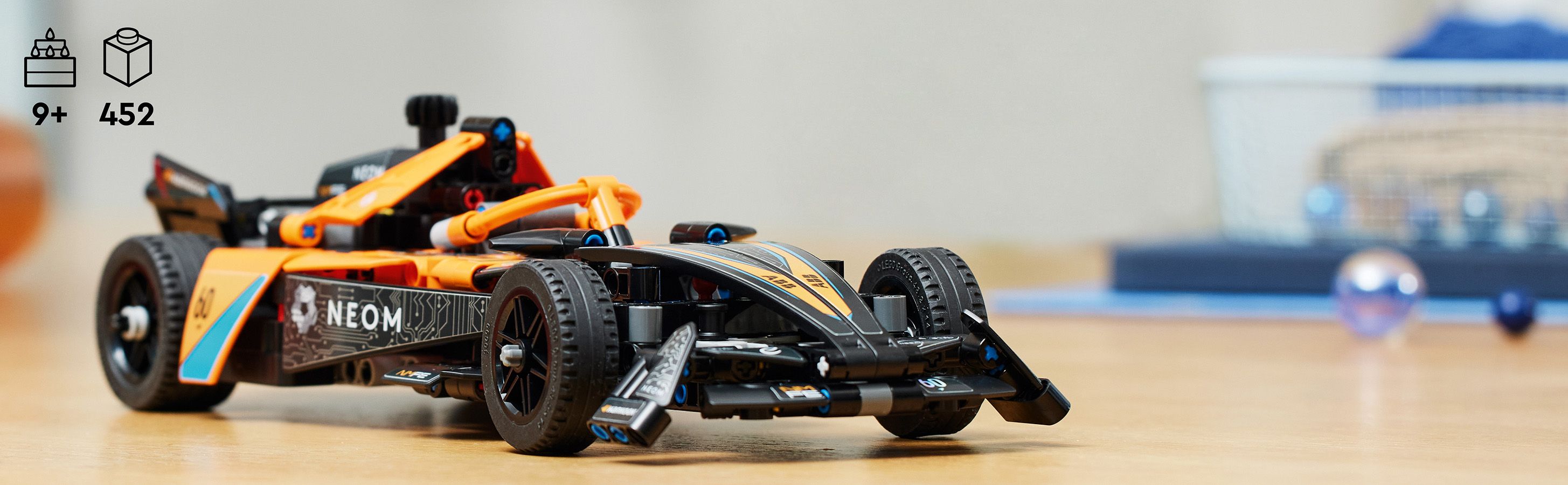 Model závodního auta pro děti od 9 let